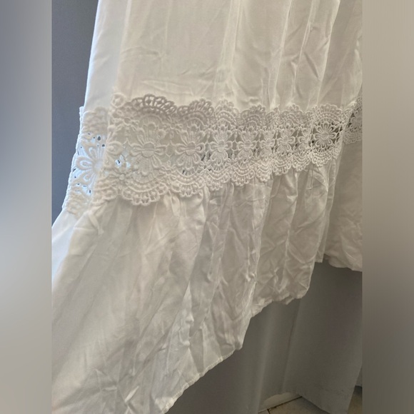 Lace trim maxi dress - Picture 5 of 10